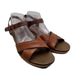 Cobb Hill by New Balance Womens Sandals Brown Leather Size 11M Cork Wedge‎